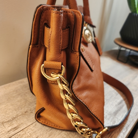 Michael Kors Hamilton Brown Saffiano Medium Satchel Shoulder Handbag Purse - Picture 3 of 13